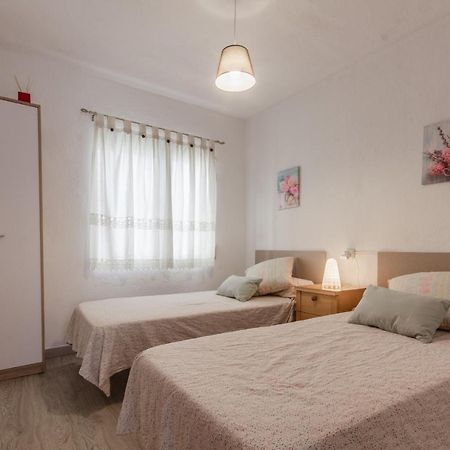 2Br Flat - Aircon - 5 Min Walk To Benidorm Beach Appartement Buitenkant foto