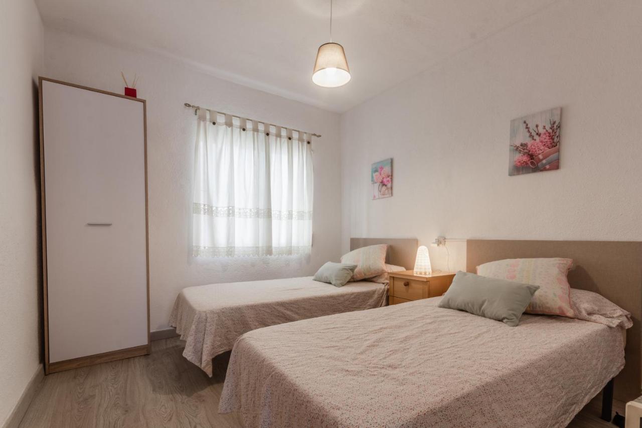 2Br Flat - Aircon - 5 Min Walk To Benidorm Beach Appartement Buitenkant foto