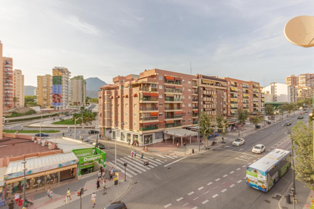 2Br Flat - Aircon - 5 Min Walk To Benidorm Beach Appartement Buitenkant foto