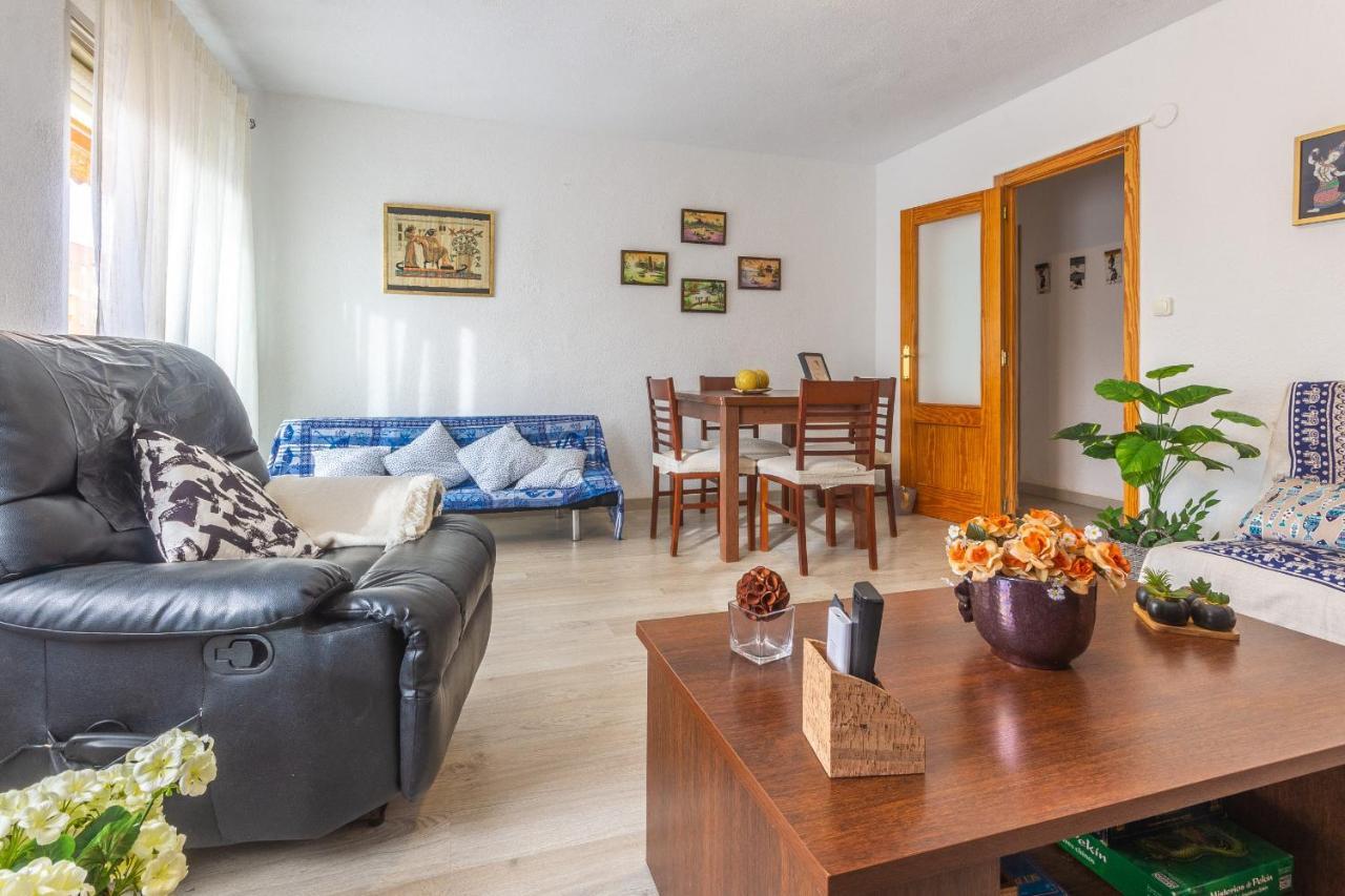 2Br Flat - Aircon - 5 Min Walk To Benidorm Beach Appartement Buitenkant foto