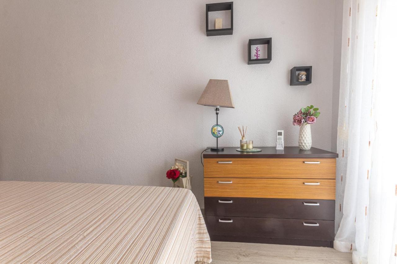 2Br Flat - Aircon - 5 Min Walk To Benidorm Beach Appartement Buitenkant foto