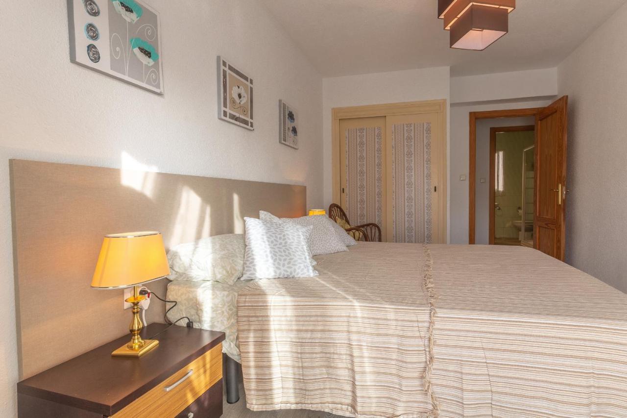 2Br Flat - Aircon - 5 Min Walk To Benidorm Beach Appartement Buitenkant foto